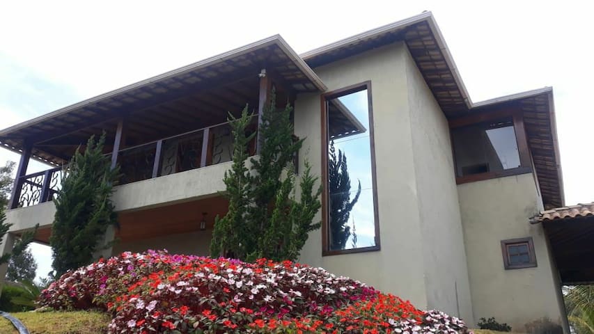 4321333c-de0d-4ea1-9f2f-7854fec5501a