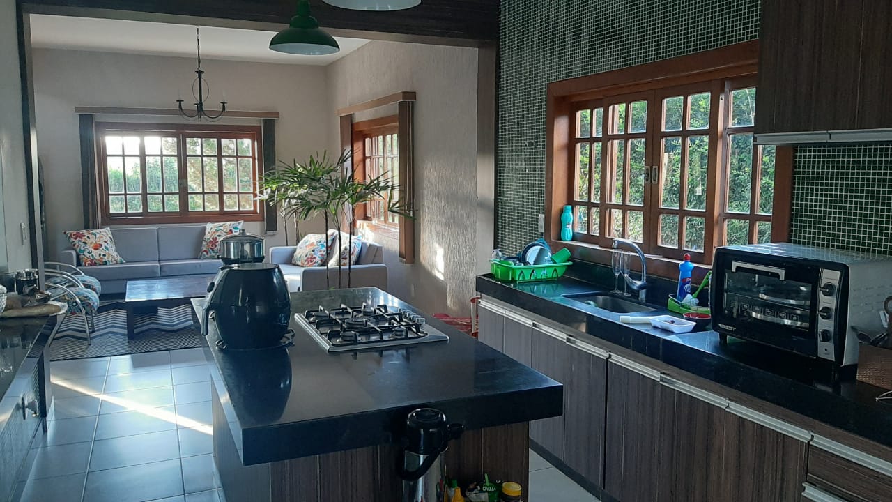 519a4fa1-6d3c-4309-b42e-81c7117bcd69